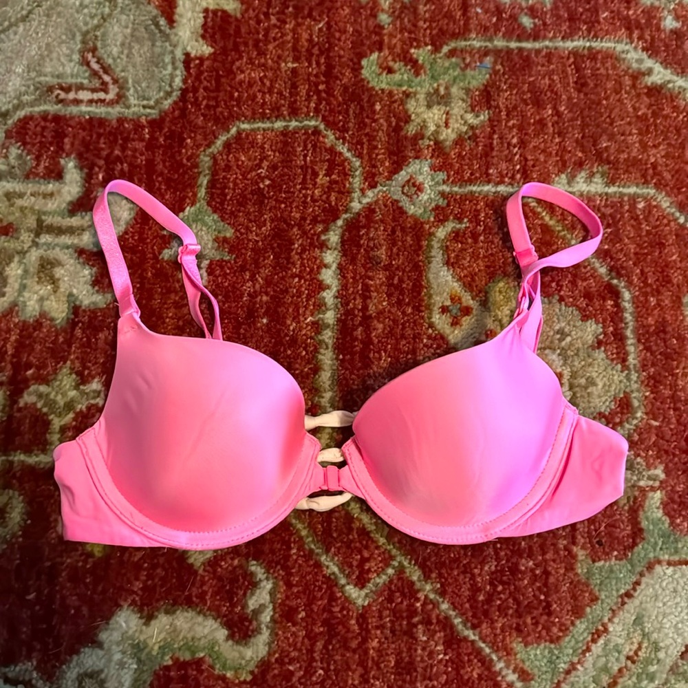 Victoria secret bra 32B